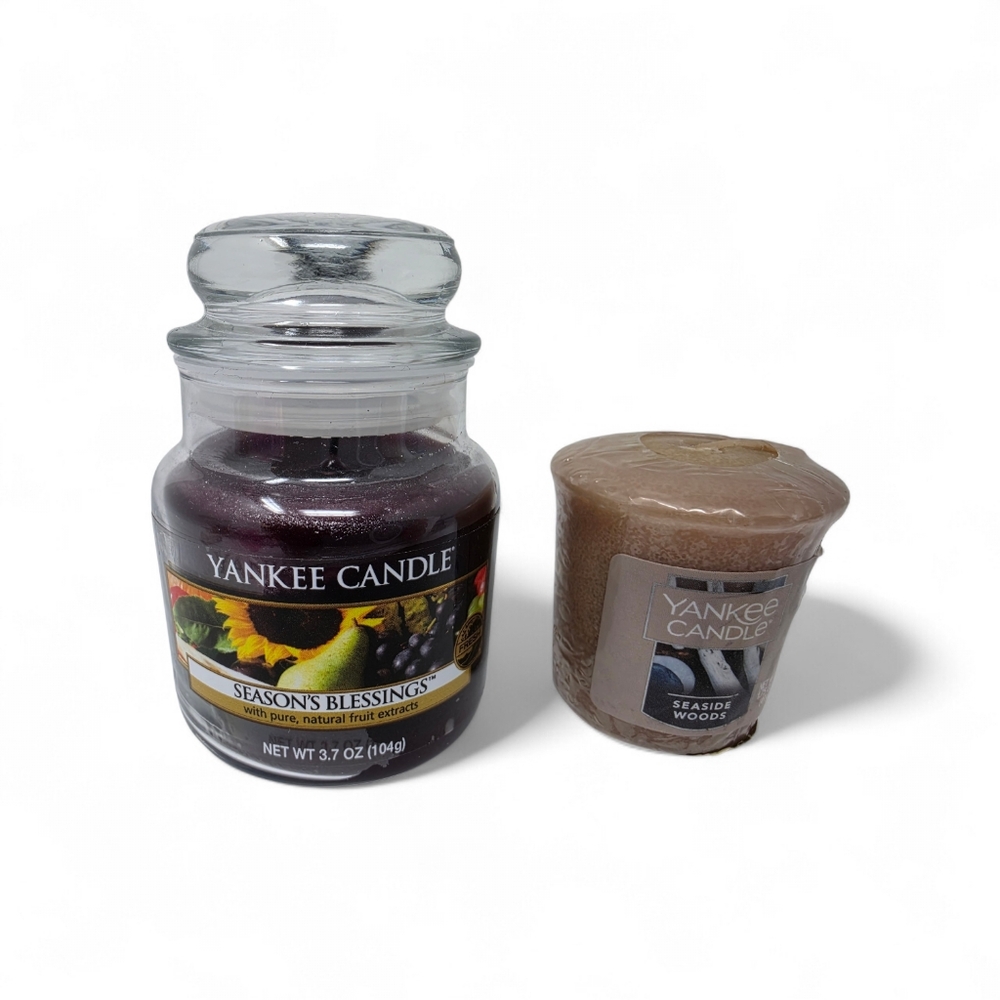 Yankee Candle Seasons Blessings 3.7 OZ & Yankee Candle Seaside Wood 1.75 Ounces